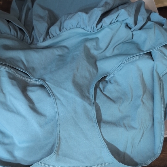 HALARA Teal Maxi Skirt with Side Slit - Picture 4 of 6